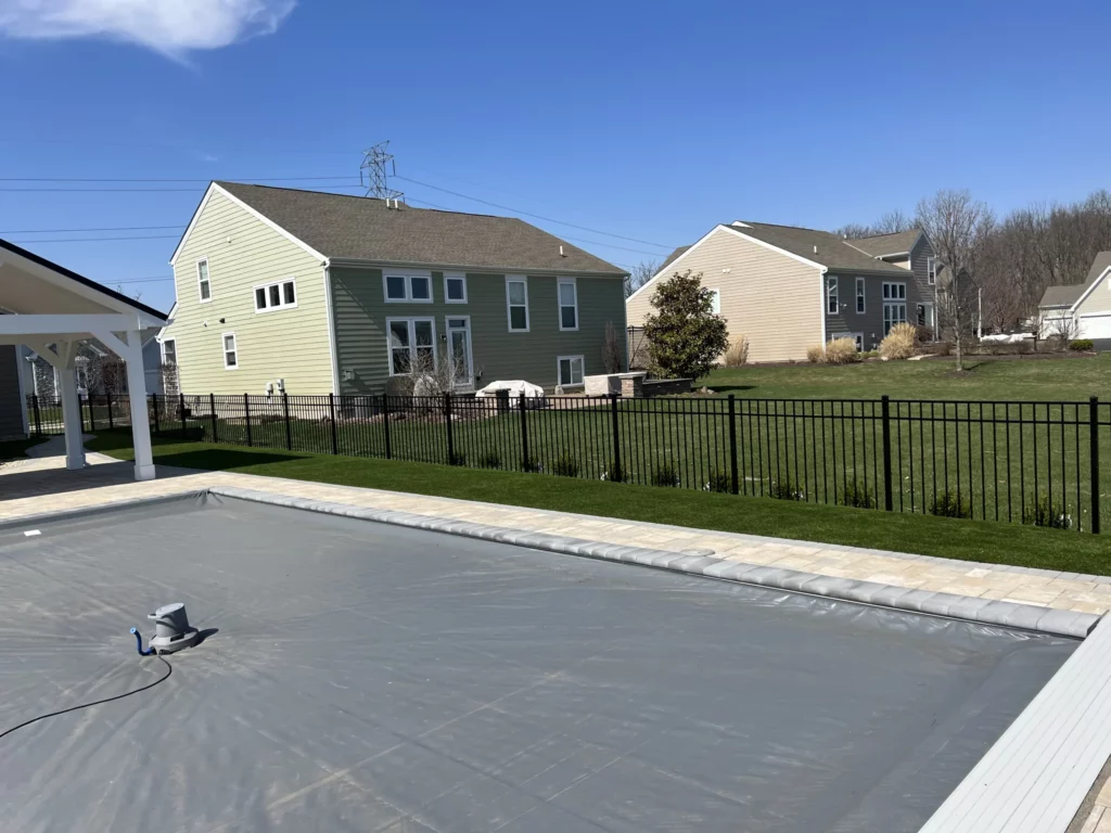 artificial turf backyard