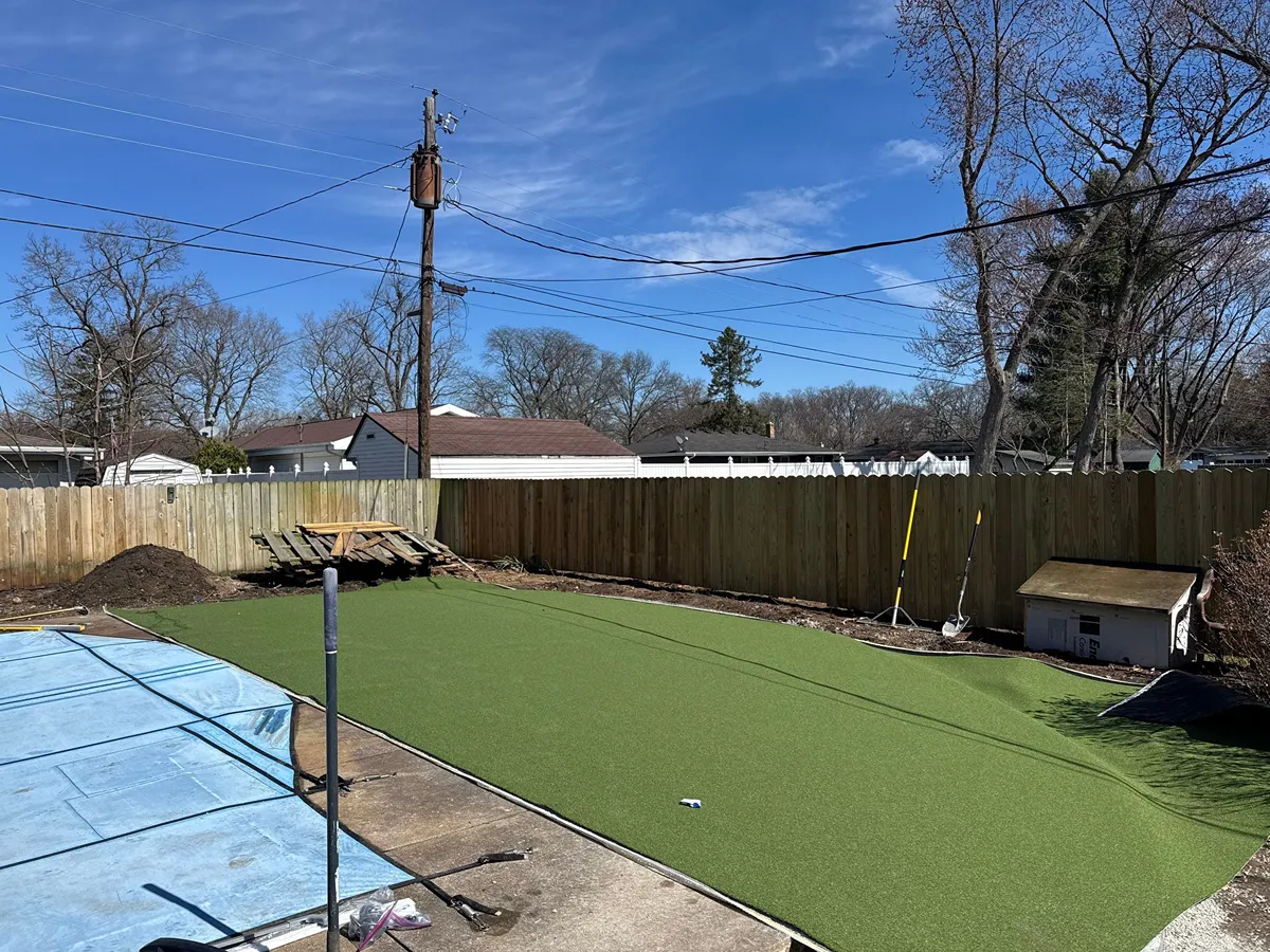 Backyard putting greens